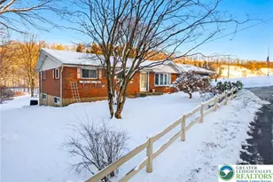 5547 Roosevelt St, Whitehall, PA 18052 - Photo 3