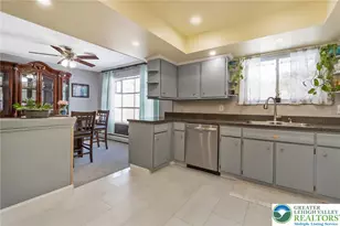 5547 Roosevelt St, Whitehall, PA 18052 - Photo 17