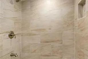 5547 Roosevelt St, Whitehall, PA 18052 - Photo 45