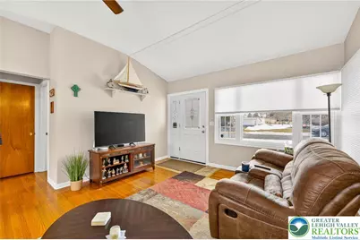 534 Seem Street, Emmaus Boro, PA 18049 - Photo 5