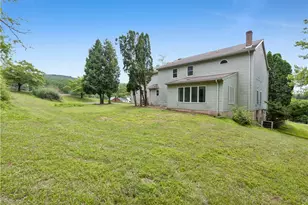 15 Spring Water Ct, Easton, PA 18042 - Photo 5