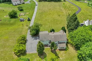 15 Spring Water Ct, Easton, PA 18042 - Photo 7