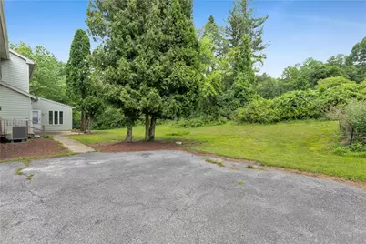 15 Spring Water Court, Easton, PA 18042 - Photo 5