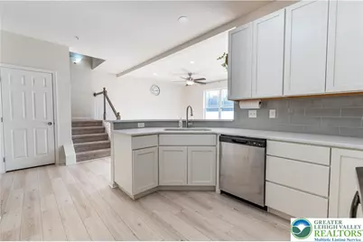 164 Maureen Lane, Allentown, PA 18104 - Photo 7