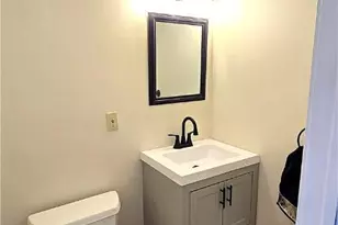 4901 Shawnee Ct, Schnecksville, PA 18078 - Photo 13