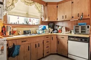 229 W Patterson St, Lansford, PA 18232 - Photo 23