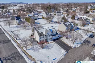 460 Quail Dr, Allentown, PA 18104 - Photo 3