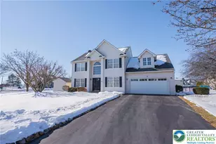 460 Quail Dr, Allentown, PA 18104 - Photo 1