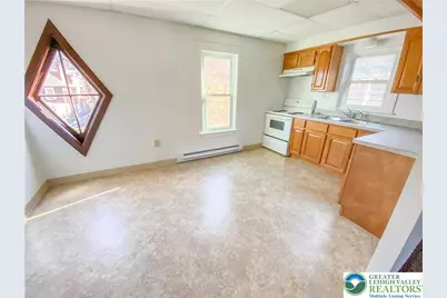 621 Franklin Avenue #Rear, Palmerton, PA 18071 - Photo 3