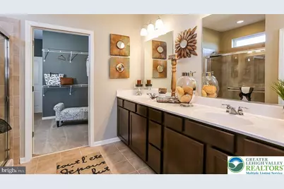 1430 Silk, Upper Macungie Township, PA 18031 - Photo 9