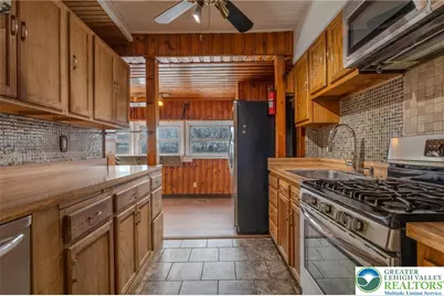 217 Crest Avenue, Bethlehem, PA 18015 - Photo 7