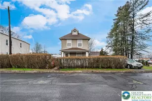 1736 Franklin St, Hellertown Boro, PA 18055 - Photo 3