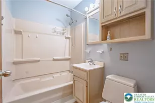 562 Fairview St, Emmaus, PA 18049 - Photo 23