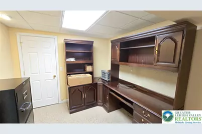 4513 Troxell Drive, Whitehall, PA 18052 - Photo 23