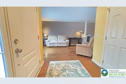 4513 Troxell Drive, Whitehall, PA 18052 - Photo 5