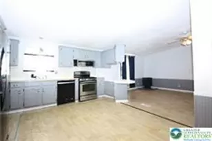 38 Oakwood Ct, Bath, PA 18014 - Photo 5