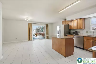 1 Lincoln Place, Whitehall, PA 18052 - Photo 7