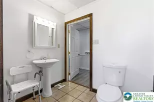 2786 Stadium Dr, South Whitehall Township, PA 18069 - Photo 15