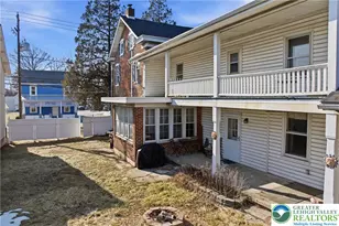 2786 Stadium Dr, South Whitehall Township, PA 18069 - Photo 3