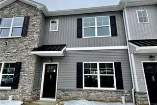 1411 Greenview Dr, Bethlehem, PA 18018 - Photo 1