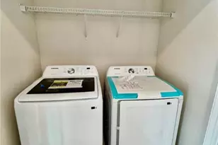 1411 Greenview Dr, Bethlehem, PA 18018 - Photo 9