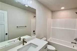 1411 Greenview Dr, Bethlehem, PA 18018 - Photo 11