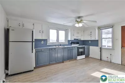 50 W Catawissa Street, Nesquehoning, PA 18240 - Photo 27