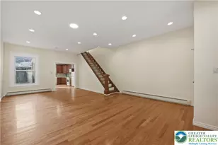 526 N 6th St, Allentown, PA 18102 - Photo 9