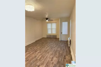 915 N 4th Street, Allentown, PA 18102 - Photo 3