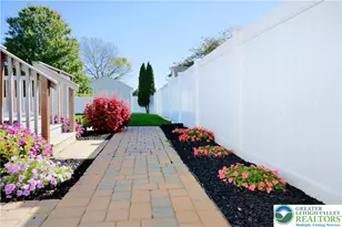 4624 Concord Cir, Bethlehem Township, PA 18045 - Photo 3