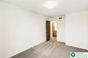 7908 Woodsbluff Run, Fogelsville, PA 18051 - Photo 17