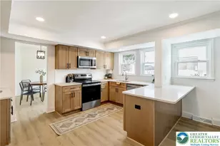 7908 Woodsbluff Run, Fogelsville, PA 18051 - Photo 7