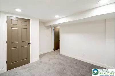 7908 Woodsbluff Run, Fogelsville, PA 18051 - Photo 23