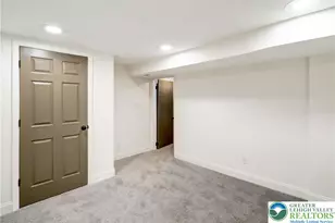 7908 Woodsbluff Run, Fogelsville, PA 18051 - Photo 23