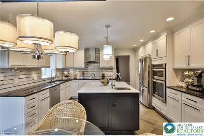 2821 Center Street, Bethlehem City, PA 18017 - Photo 9