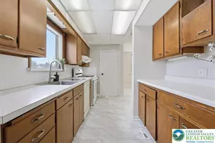 1437 Courtright Ave, Hellertown, PA 18055 - Photo 7