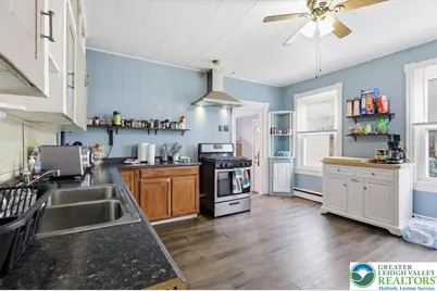 10 W 7th Street, Jim Thorpe, PA 18229 - Photo 11