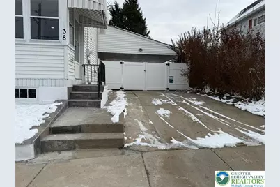 38 Cummiskey Street, Luzerne, PA 18702 - Photo 3