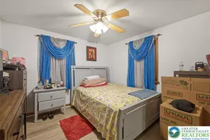 1390 Oakwood Dr, Hanover Twp, PA 18017 - Photo 17