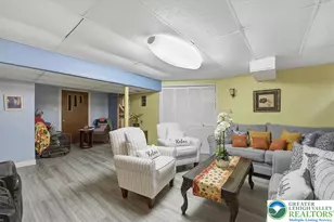 1390 Oakwood Dr, Hanover Twp, PA 18017 - Photo 27