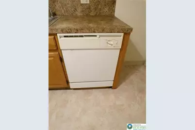 749 S Hall Street, Allentown, PA 18103 - Photo 9