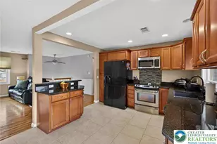 1386 Jefferson St, Hellertown Boro, PA 18055 - Photo 3