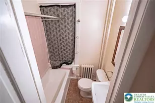 27 N West St, Allentown City, PA 18102 - Photo 5