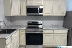 408 N 2nd St, Allentown, PA 18102 - Photo 9