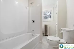 424 S 21st St, Wilson, PA 18042 - Photo 27