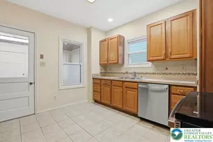 424 S 21st St, Wilson, PA 18042 - Photo 17