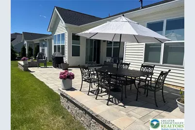 7018 Oak, East Allen Township, PA 18014 - Photo 3