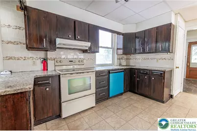 2020 Whitehall Avenue, South Whitehall Township, PA 18104 - Photo 15