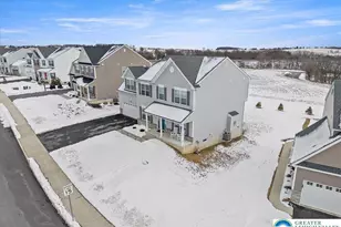 5037 Lilac Dr, North Whitehall Twp, PA 18078 - Photo 3