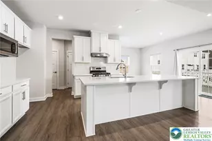 1079 Woodmont Ln, Northampton Boro, PA 18032 - Photo 7